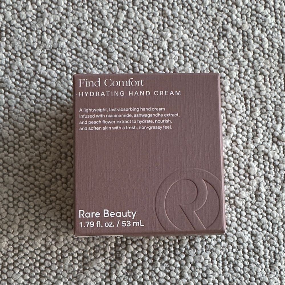 Rare Beauty Hydrating Hand Cream - Brown